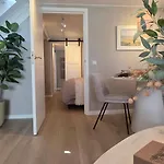 21 Stylish And Luxurious *